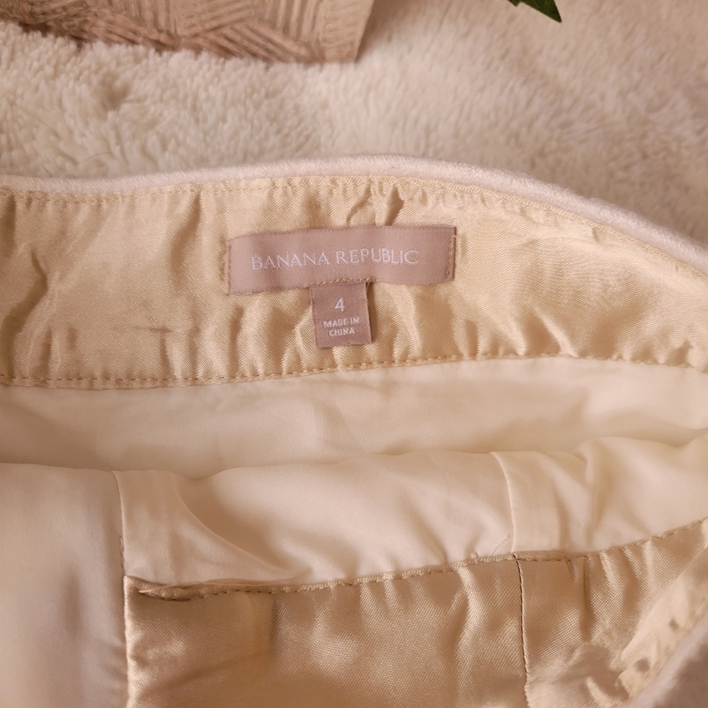 Banana Republic Skirt - Picture 3 of 4